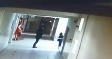 Ankara'da bir ilkokulda müdürlük yaptığı dönemde yardımcısına cinsel saldırıda bulunan sanık davasında okul çalışanı ifade verdi! VİDEO