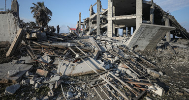 İsrail savaş uçakları, Gazze'yi vurdu! Ordu Sözcüsü Adraee'den açıklama