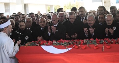 Cumhurbaşkanı Recep Tayyip Erdoğan Baykal'ın cenazesinde