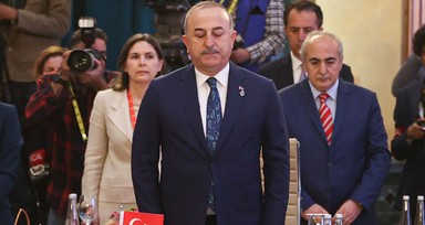 G20 Türkiye'de meydana gelen depremlerde vefat edenler için saygı duruşuyla başladı! Toplantıya Rusya'nın Ukrayna'ya yönelik saldırıları girişimi damga vurdu