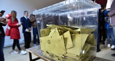 Türkiye seçimlere hazırlanıyor: Milletvekili adaylığı için istifa sürecinde sona gelindi