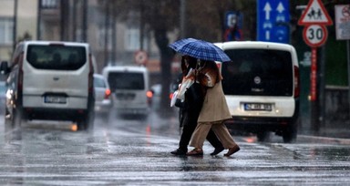 Meteoroloji'den flaş uyarı: 5 bölgede sağanak bekleniyor! | 17 NİSAN YURT GENELİNDE HAVA DURUMU