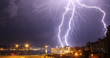 Meteoroloji Genel Müdürlüğü hava durumu raporunu yayımladı! Rapora göre 12 il için sarı kodlu uyarı yapıldı! 5 MAYIS HAVA DURUMU NASIL OLACAK?