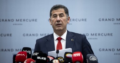Cumhur İttifakı'nı destekleyeceğini açıklayan Sinan Oğan'ı hedef tahtasına koydular