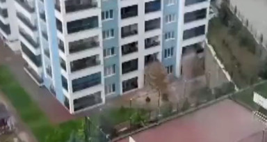 Ankara'da bir garip bina! Her yağmurda şelaleye dönüyor