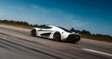 Rimac Nevera'nın rekorunu geçen Regera dünyanın en hızlı otomobili oldu! Yeni rekorun sahibi hayran bıraktı