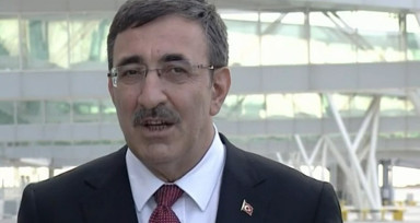 Cumhurbaşkanı Yardımcısı Cevdet Yılmaz ilk yurt dışı ziyaretini gerçekleştirdi