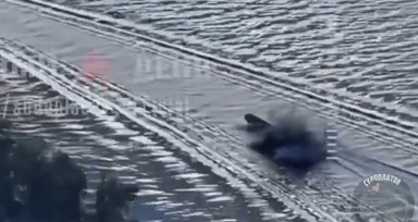 Rusya Ukrayna askerlerini taşıyan feribotu Kamikaze drone ile vurdu
