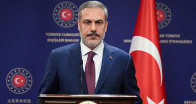 Dışişleri Bakanı Hakan Fidan Kanadalı mevkidaşı Joly ile telefonda görüştü