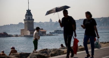 İşte İstanbul'un en sıcak ilçeleri! Sokaklar boş kaldı dışarı çıkan gölgelik aradı
