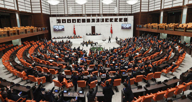 Son Dakika: Ek Bütçe Kanun Teklifi kabul edildi! TBMM 1 Ekim'e kadar tatile girdi