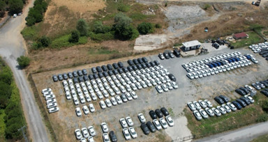 Sıfır otomobil stokçuları deşifre oldu! Zeytinburnu ve Eyüpsultan'daki mekanları görüntülendi