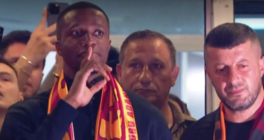 Galatasaray'ın yeni transferi Zaha İstanbul'da!
