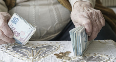 Milyonlarca emekliyi ilgilendiriyor! SGK uzmanı 'Daha büyük bir artış' diyerek  o tarihi işaret etti! 'Uygulama ortadan kalkabilir'