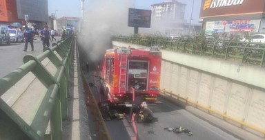 İçi yolcu dolu olan İETT otobüsü alev aldı