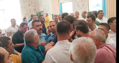 Mecliste kavga: Makam odasında yumruklar konuştu!