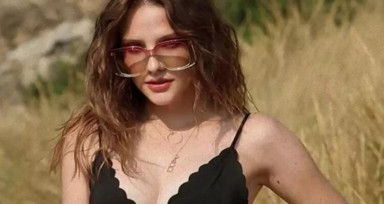Alina Boz'dan ses getiren havuz paylaşımları: Su güzeli