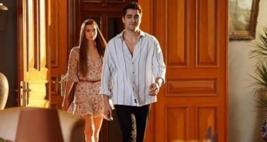 Yalı Çapkını dizisinin başrolleri Mert Ramazan Demir ve Afra Saraçoğlu ayrıldı! Ayrılığın sebebi belli oldu