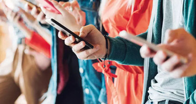Öğrencilere vergisiz telefon satışı ne zaman? Verilen sözler tutuluyor! Ücretsiz internet, bilgisayar...