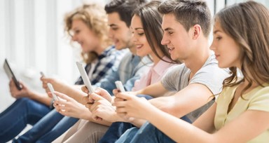 Gençlere vergisiz telefon kampanyası! İşte indirimli olması beklenen telefonların listesi