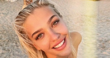 Son zamanlarda Sefo ile yaşadığı aşkla gündeme gelmişti! Melisa Döngel'in annesi Rus çıktı... Güzelliği hayran bıraktı