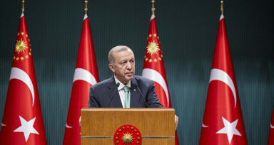 Cumhurbaşkanı Erdoğan müjdelemişti! Yeni evleneceklere verilecek olan faizsiz kredide detaylar netleşti
