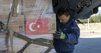 Gazzeli siviller için üçüncü yardım uçağı Ankara'dan hareket etti! Uçak Mısır'a ulaştı