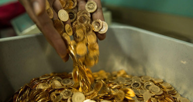 Piyasalara savaşın etkisi! Gram altında tüm zamanların rekoru kırıldı!