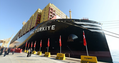 Dünyanın en büyük konteyner gemisi 'MSC Türkiye' Tekirdağ'da