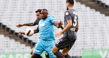 Karagümrük Sivasspor'u 3 golle geçti