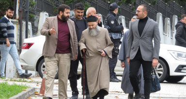 'Cübbeli Ahmet Hoca' olarak bilinen Ahmet Mahmut Ünlü, Mansur Yavaş'ın 'İHA SİHA' sözlerine tepki göstermişti! Hakaretten ifadeye çağrıldı