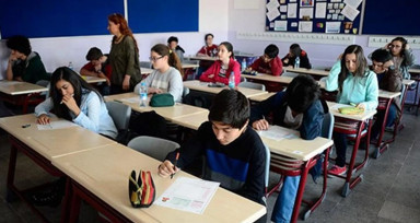 Ortaokul ve liselere ′Türk sosyal hayatında aile′ dersi: Ayet ve hadisle anlatılacak