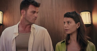 Beren Saat Kıvanç Tatlıtuğ ile olan sevişme sahnesi hakkında ilk kez konuştu