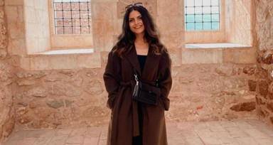 Trabzon'da 7 katlı binanın çatı katından atlayan anaokulu öğretmeni toprağa verildi