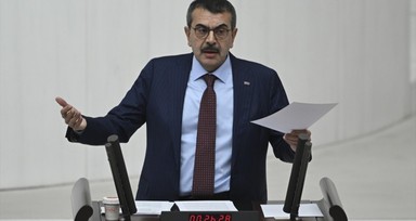 Milli Eğitim Bakanı Tekin Meclis'te sert çıktı! " Bizim protokol yaptığımız kurumlar çocukların dağa çıkmasını engelliyor"