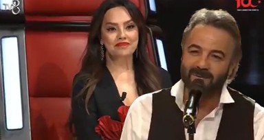 Ebru Güneş ve Kerem Alışık yıllar sonra karşı karşıya! Eski aşıkların iç geçişleri kahretti, bakışları geceye damga vurdu! O Ses Türkiye'de duygu dolu anlar
