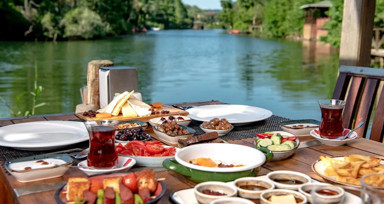 Kahvaltı sofralarının vazgeçilmezi! Çayı böyle tüketmek kansere bir bilet