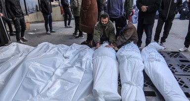 İsrail ordusu Gazze Şeridi'ndeki mezarları açıyor! Cesetler çıkarılıyor