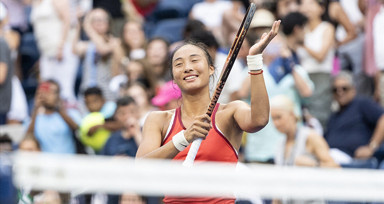 Avustralya Açık'ta Zheng yarı finale çıktı