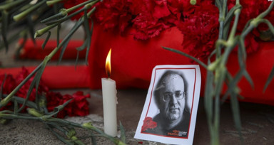 Uğur Mumcu ölümünün 31'inci yılında evinin önünde anıldı
