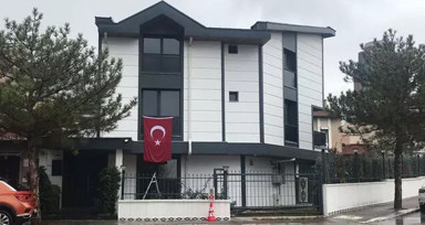 Kemal Kılıçdaroğlu Ankara'daki ofisine ziyarete gelen siyasetçilere akıl dağıtıyor