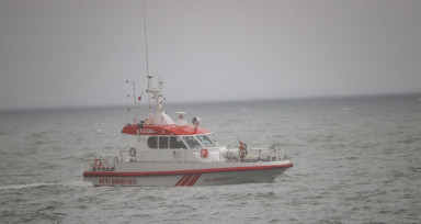 Marmara Denizi'ndeki gemi mürettebatını arama çalışması sürüyor