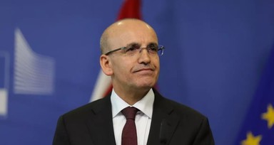 Son dakika! Bakan Mehmet Şimşek açıkladı: Kredi kartında taksit kalkıyor mu?