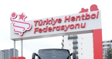 Mercedes-Benz Türk, Türkiye A Milli Kadın Hentbol Takımı’nın Başarısı için Yol Alacak