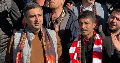 HÜDA PAR adayıyla aynı kareye giren DEM Parti Batman adayı Mehdi Öztüzün ihraç edildi
