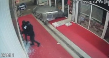 Malatya'da kurulan geçici ticaret merkezinde saat 04.17'de hırsızlık vakası yaşandı