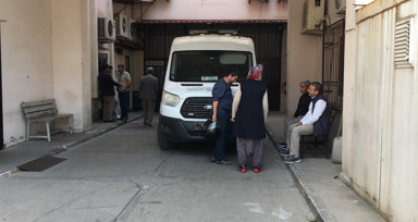 Mersin'de kepçenin kova kısmının altında kalan işçi hayatını kaybetti