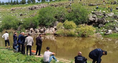 Şanlıurfa'da suya giren çocuk boğuldu