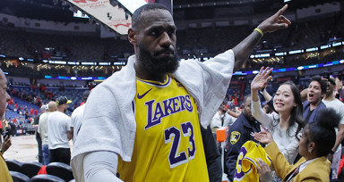 Los Angeles Lakers New Orleans Pelicans'ı yenerek play-off'a kaldı