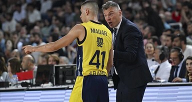Fenerbahçe Beko uzatmada Monaco'yu yendi avantajı aldı